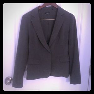 Tahari Blazer size 6